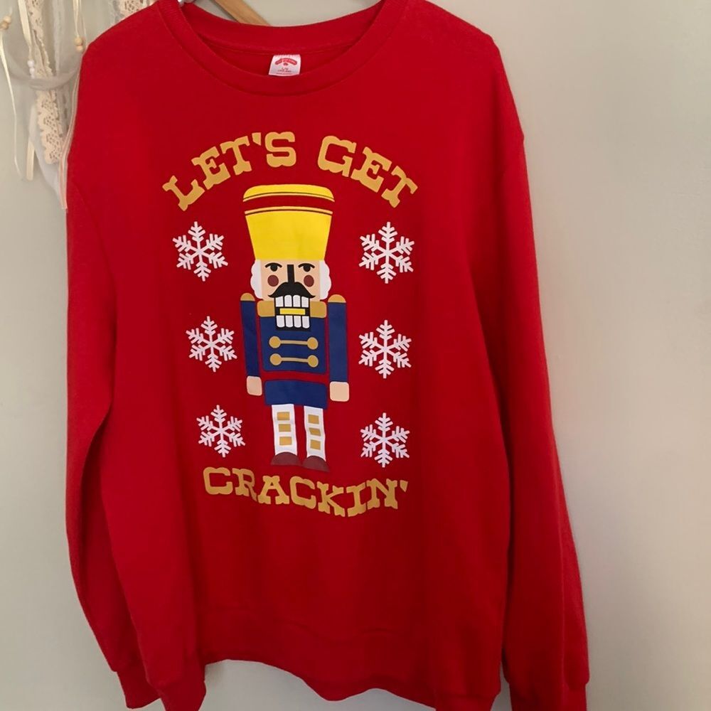 Holiday Time Mens Christmas Sweatshirt Large Red Nutcracker Lets Get Crackin L